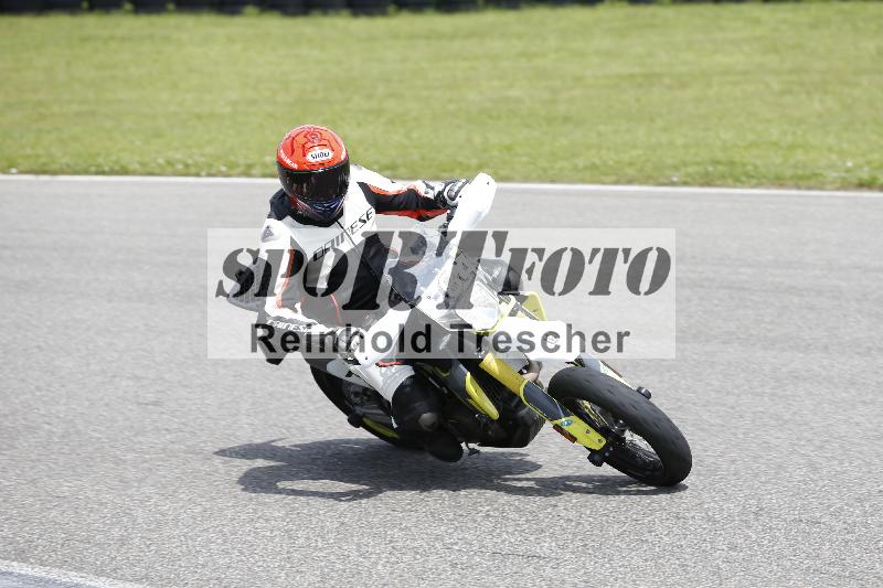 /Archiv-2024/29 12.06.2024 MOTO.CH Track Day ADR/Gruppe gelb/84